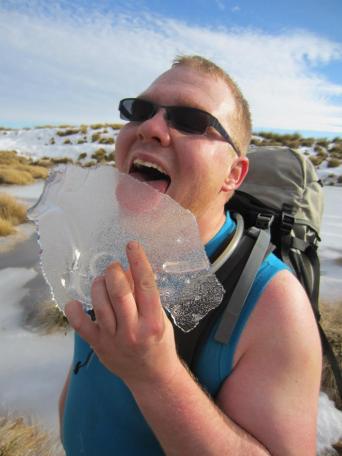MMmm...  tussock flavoured ice.  Delicious!